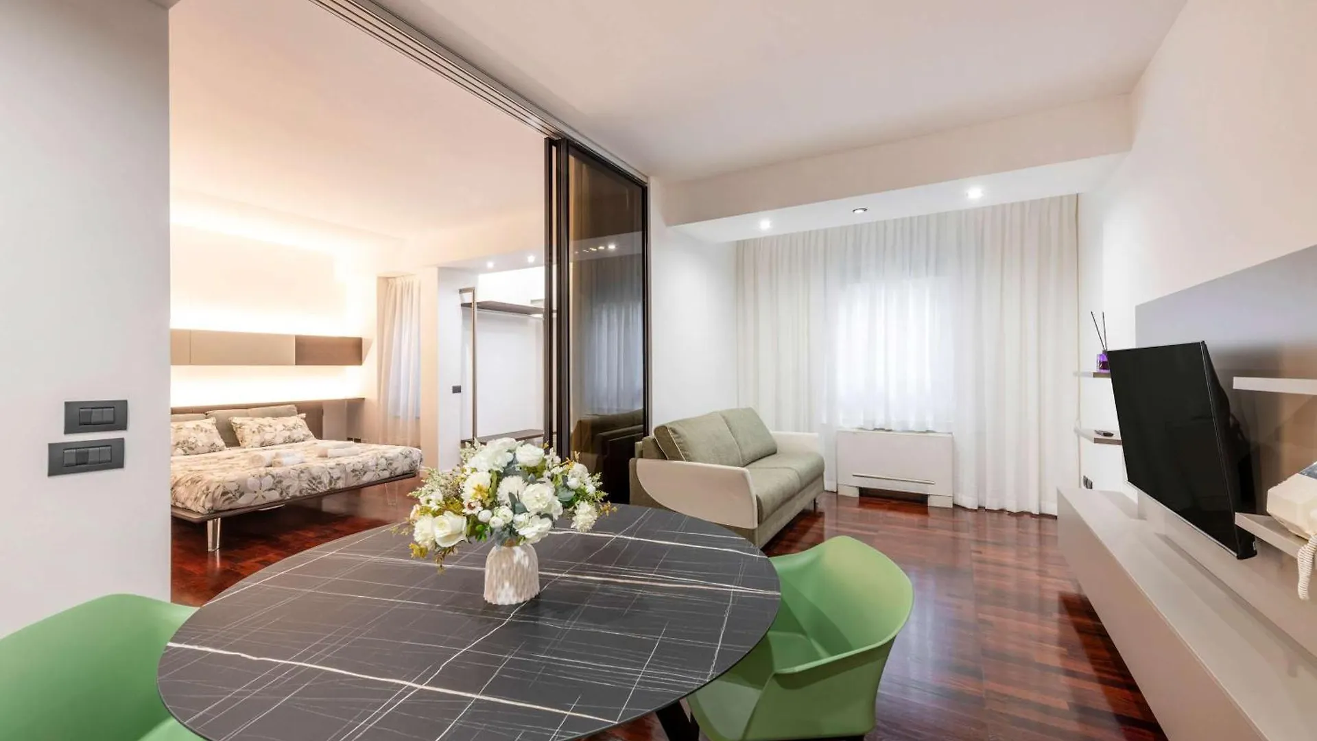 Appartamento White House - San Babila Milano